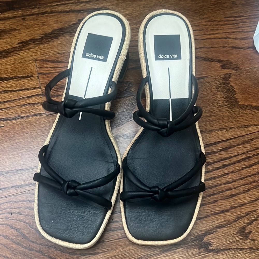 Dolce vita black strappy heeled sandal